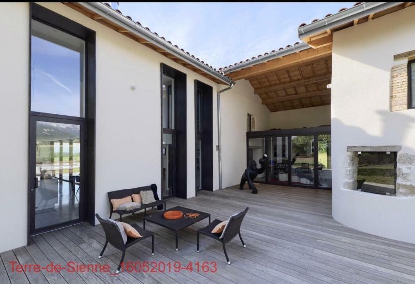 Terre De Sienne Hotel Charpey Buitenkant foto